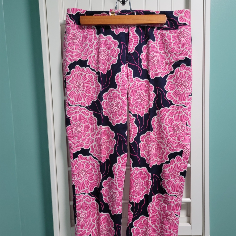 Lilly Pulitzer Floral Navy And Pink Women's Cropped Pants Size 4